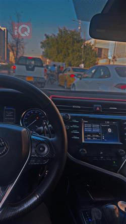 تۆیۆتا کامری